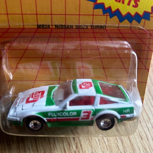 Matchbox MB24 Nissan 300ZX TURBO Fuji Camera - Picture 2 of 4